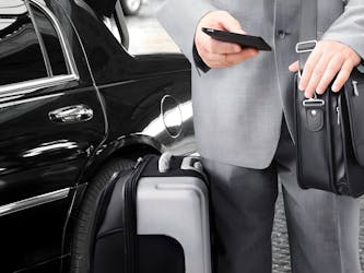 Private transfer to or from Marsa Alam Airport within Akassia, Solymar or Abu Dabbab area